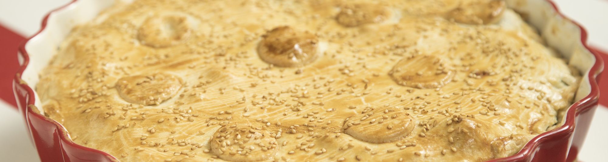 Pastel de carne y verdura con alcachofas