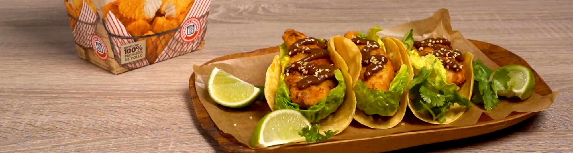 Tacos de Pollo con Mole Poblano